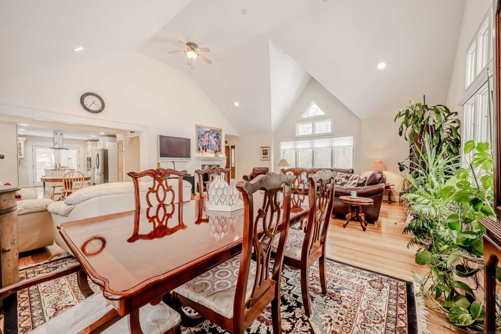 Property photo 3 of 28 <Alttext/>