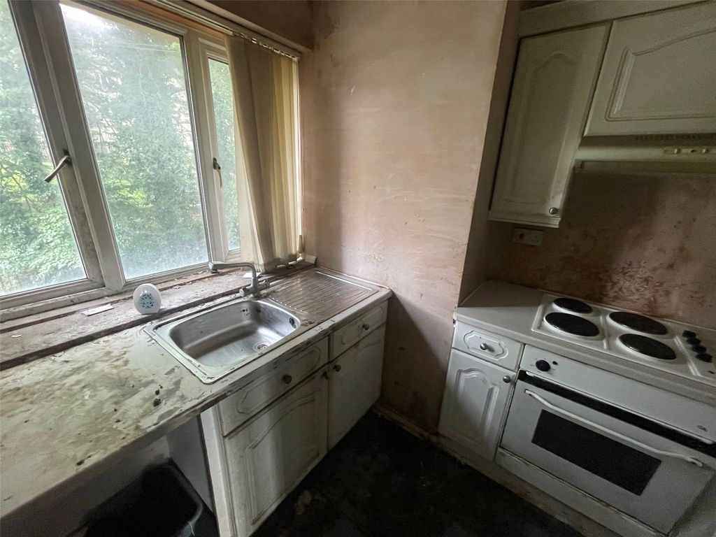 Property photo 3 of 7 Picture No. 06