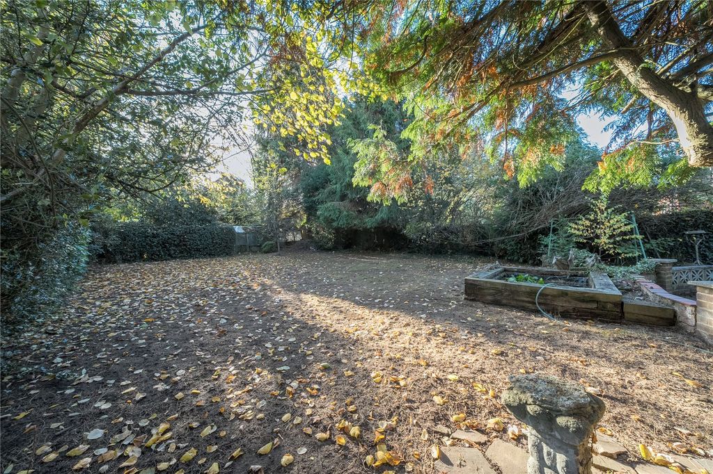 Property photo 2 of 14 Picture No. 27