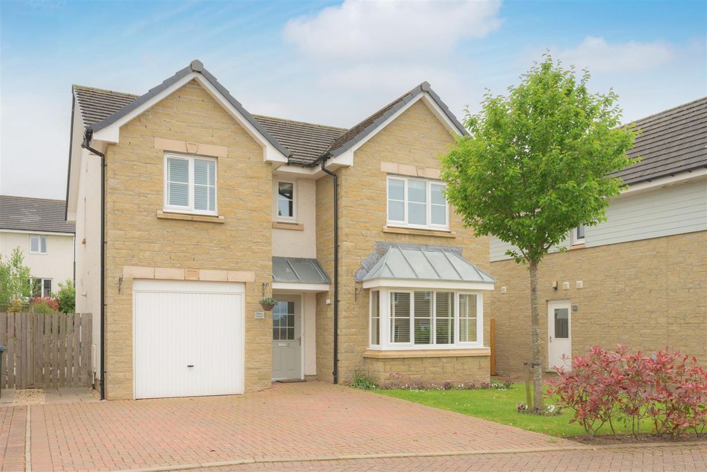 Property photo 1 of 27 S001.Jpg