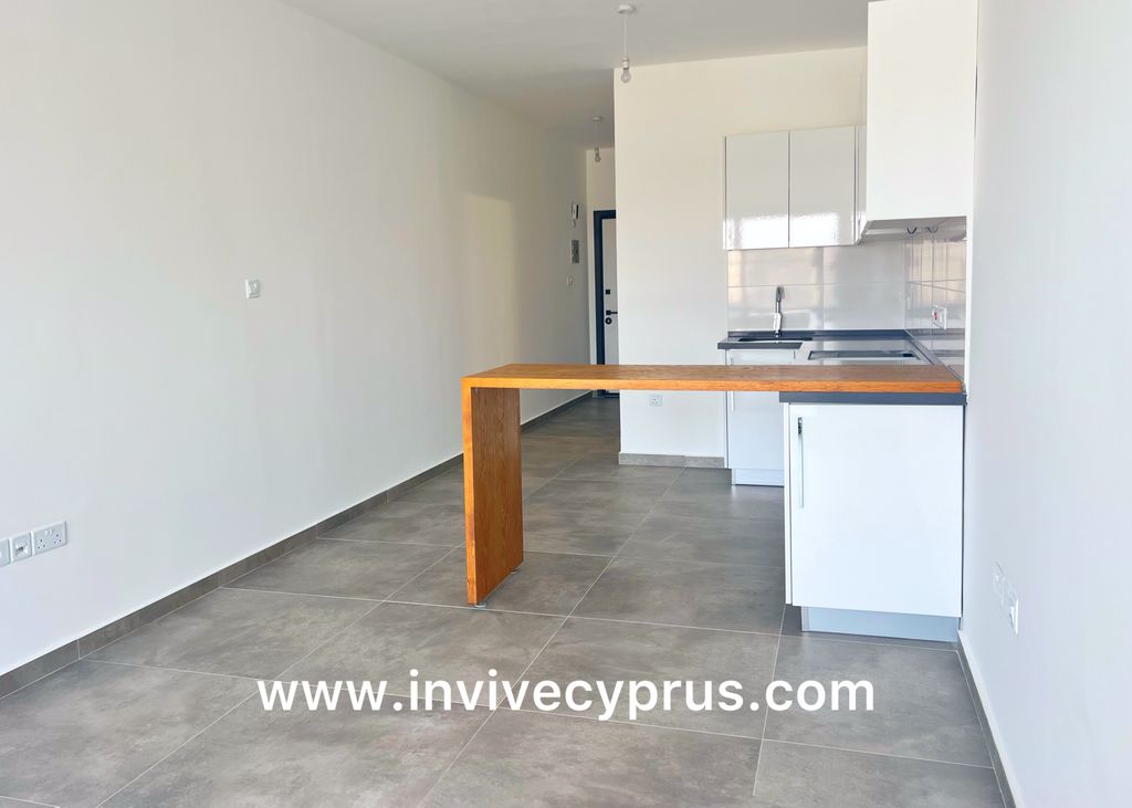 Property photo 1 of 36