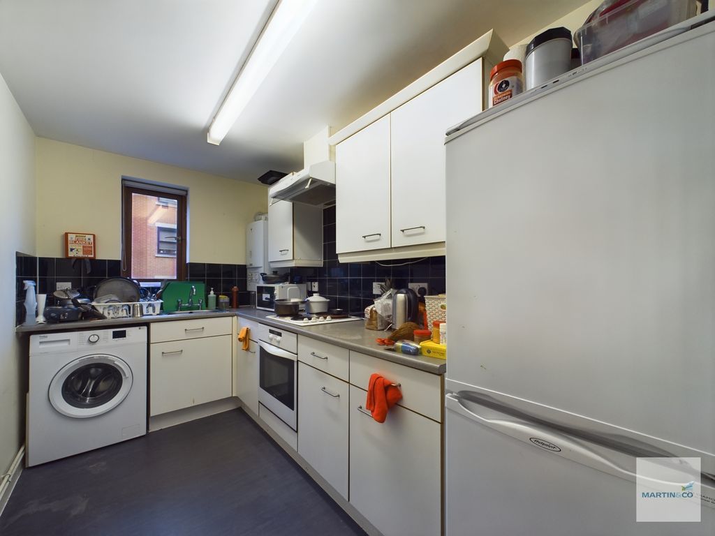 Property photo 2 of 7 Cam03394G0-Pr0194-Still006