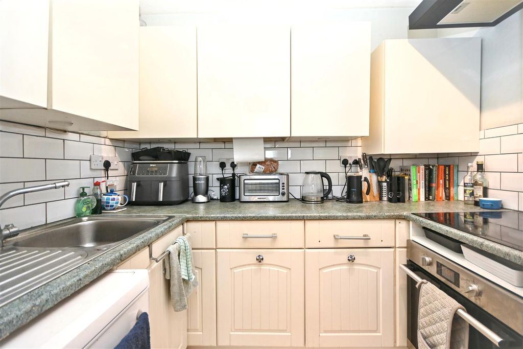 Property photo 3 of 27 Dsc_2701.Jpg