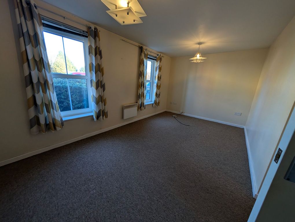 Property photo 2 of 4