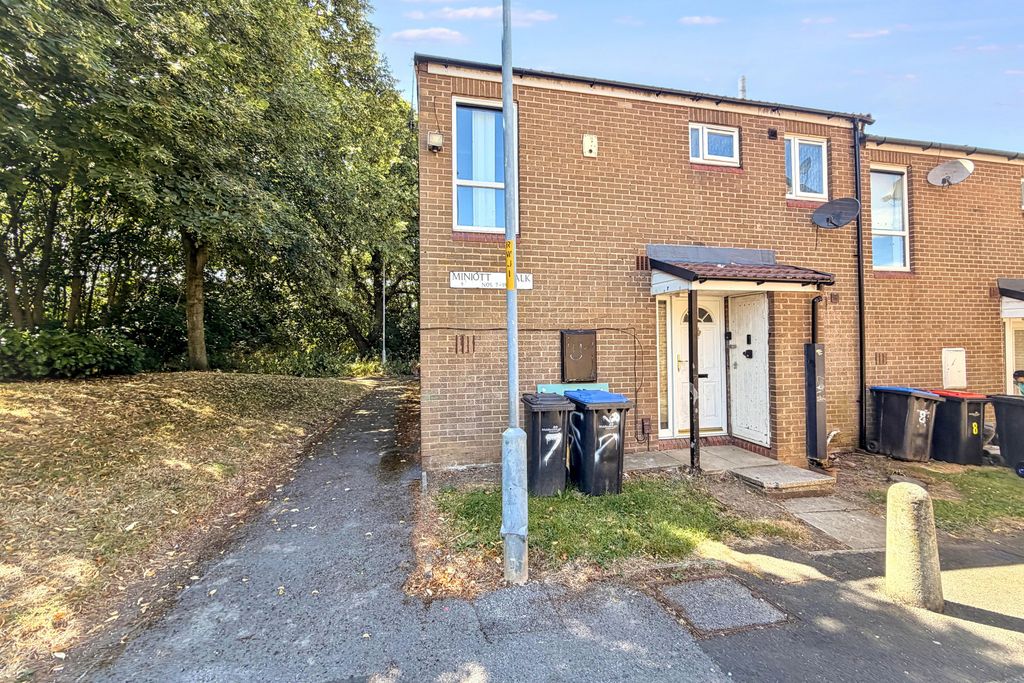 Property photo 1 of 10 7 Miniott Walk, Hemlington, Cleveland, Ts8 9Na