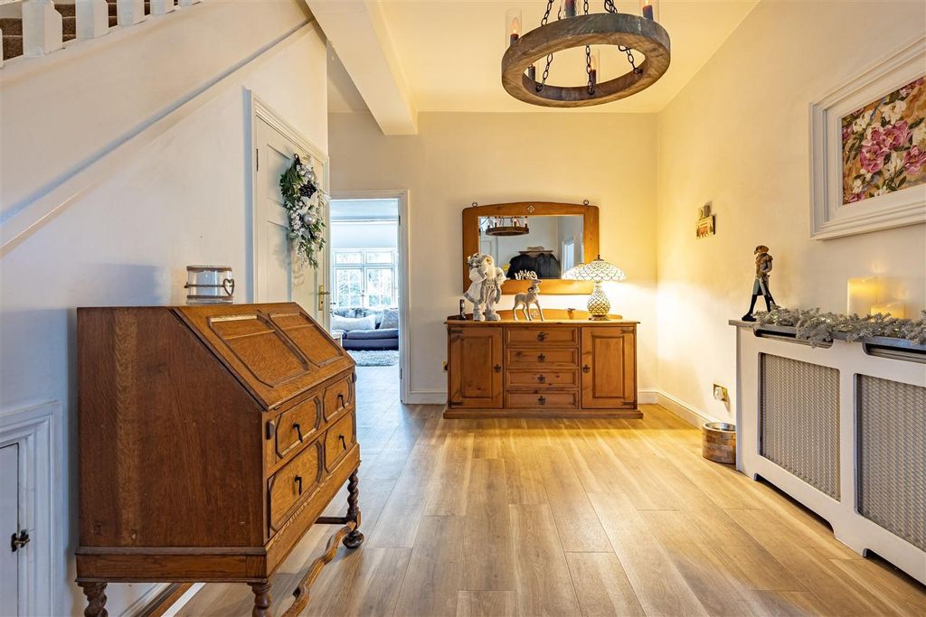 Property photo 3 of 35 The Gardeners Cottage (1).Jpg