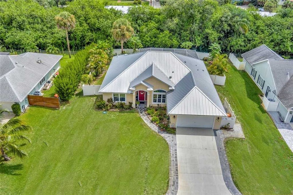 Property photo 1 of 31