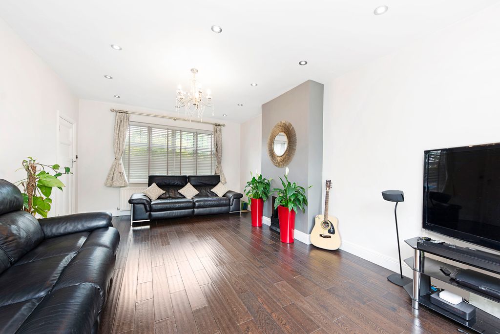 Property photo 3 of 20 2.Jpg