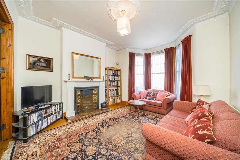 Property photo 3 of 8
