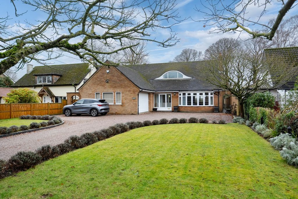 Property photo 1 of 28