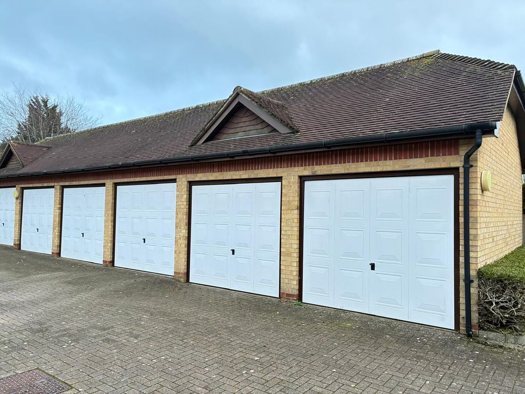 Property photo 3 of 18