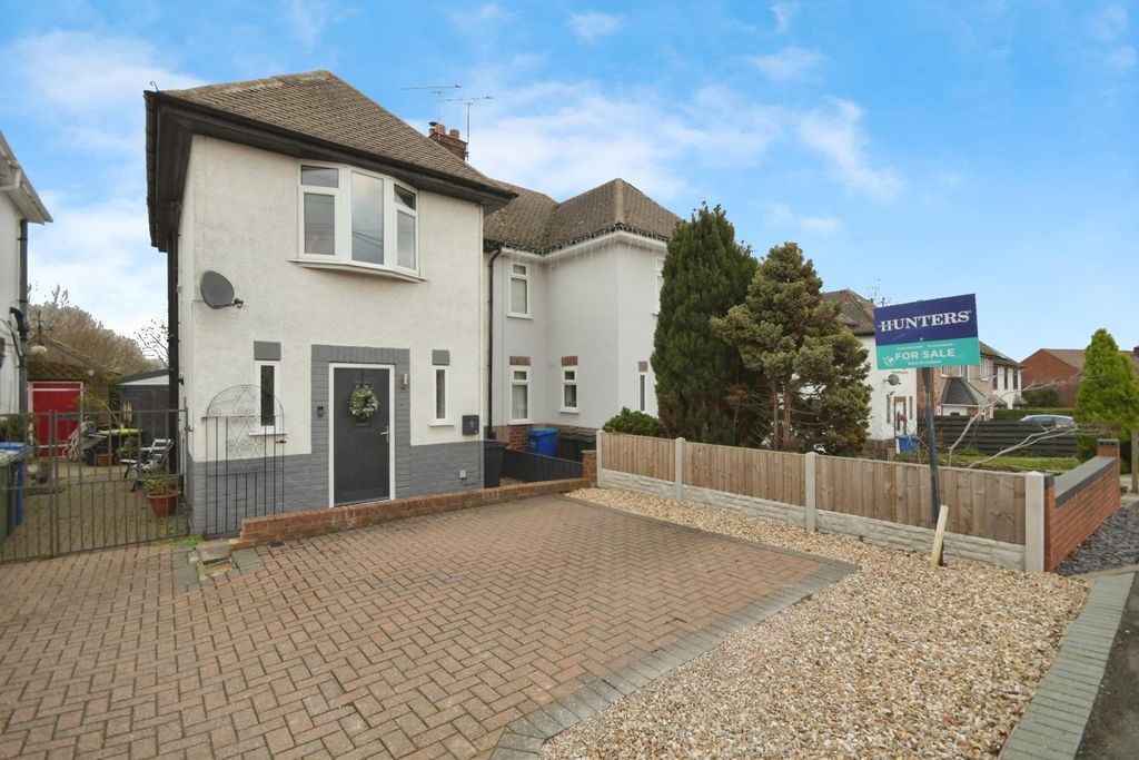 Property photo 1 of 15 Front 03.Jpg