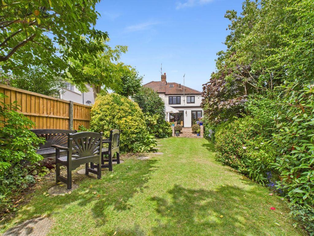 Property photo 2 of 21 2475836