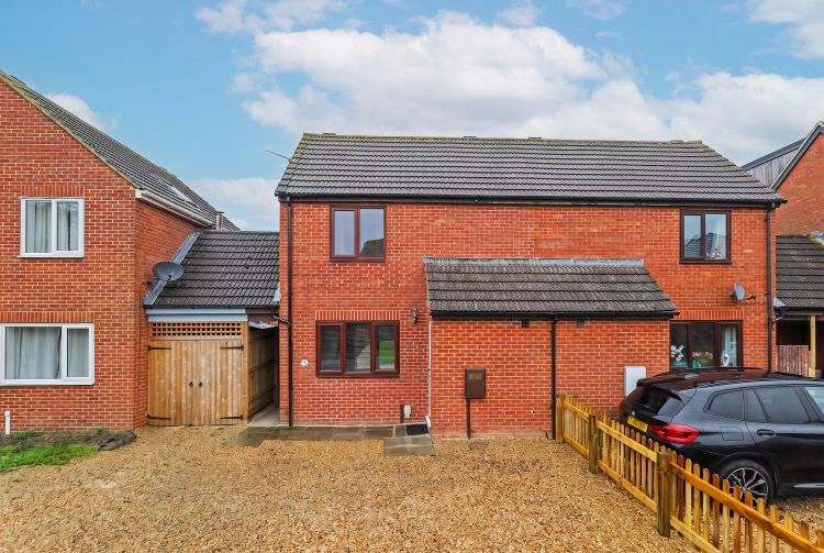 Property photo 1 of 9 341579