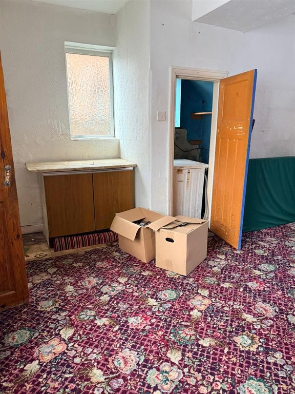 Property photo 3 of 16 36d04895-2B69-41F9-B910-6E1Bd4991F35.Jpg