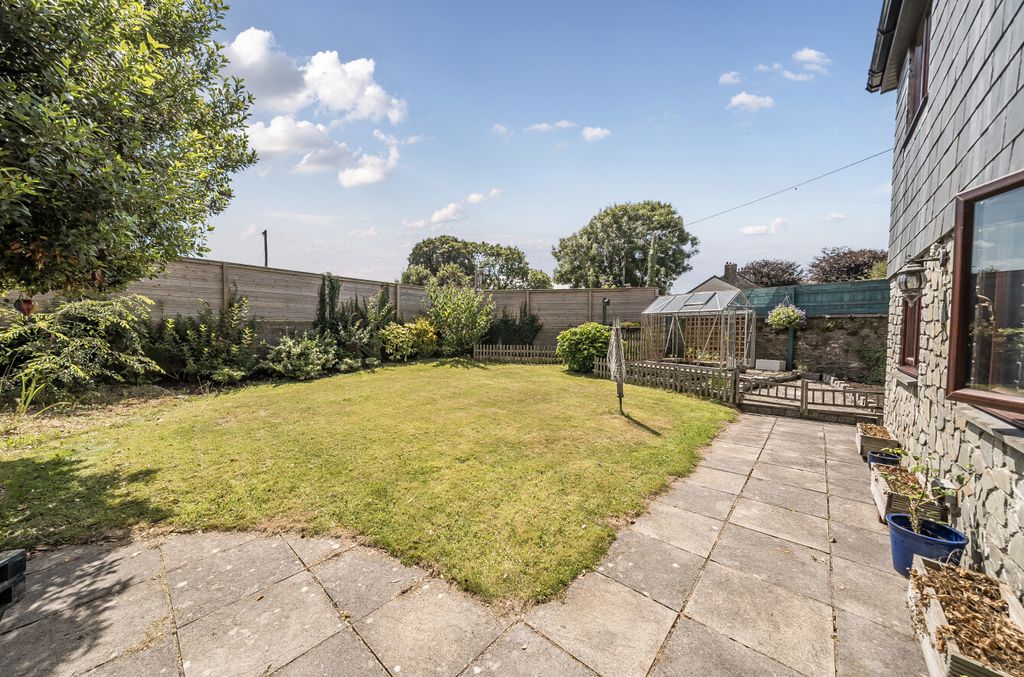 Property photo 2 of 14 2 - External