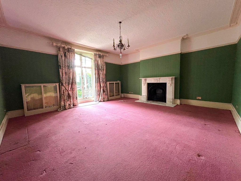 Property photo 3 of 19 Picture No. 27