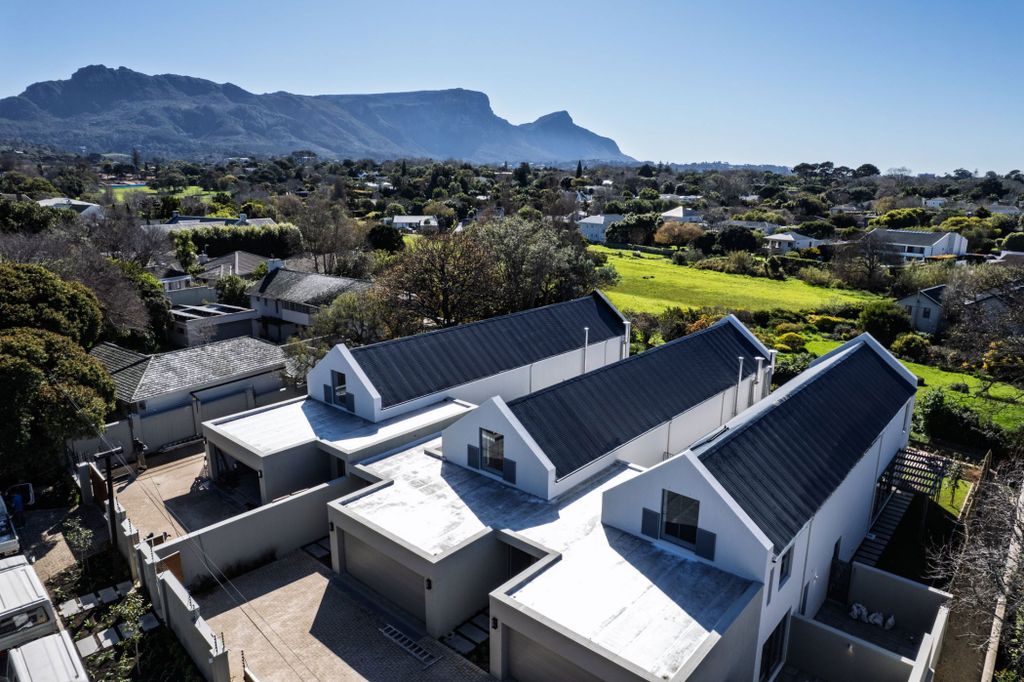 Property photo 3 of 31 Kw1708890