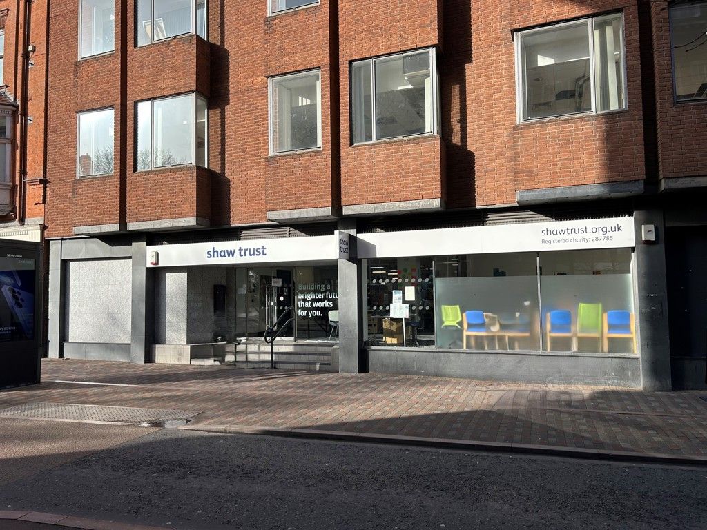 Property photo 1 of 7 Photo 7