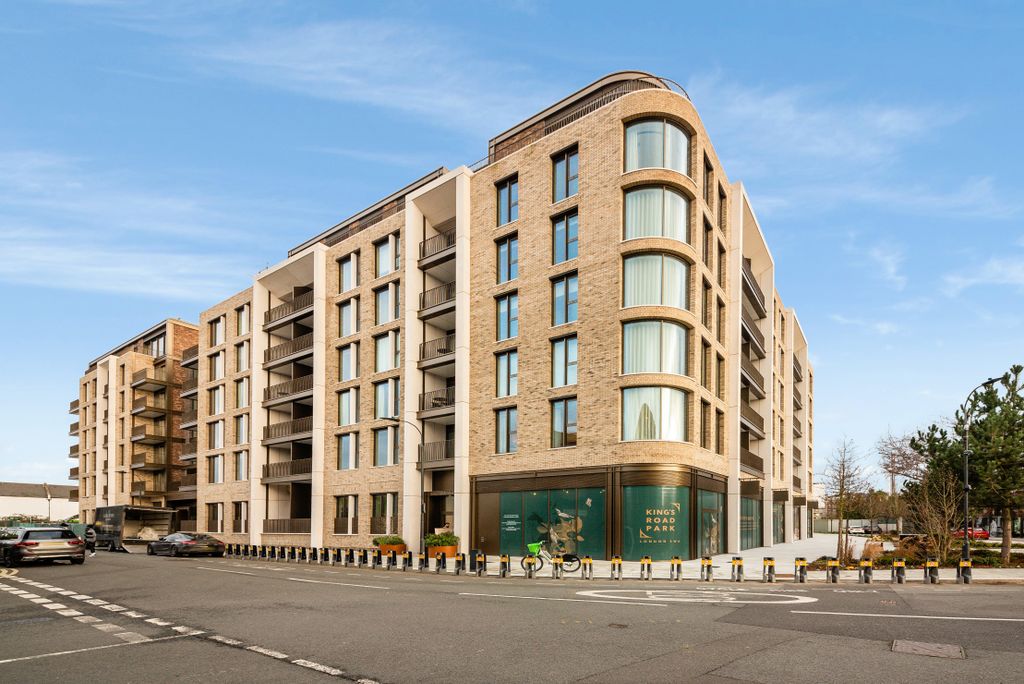 Property photo 2 of 10