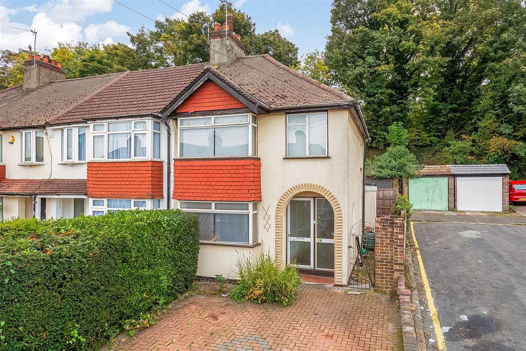 Property photo 1 of 12 Front Elevation