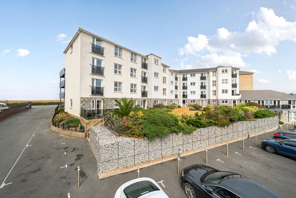 Property photo 1 of 11 1508221-3-1A015F4...
