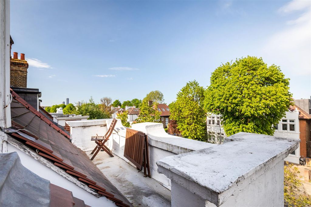Property photo 2 of 9 Emlyn Road Externals-1.Jpg