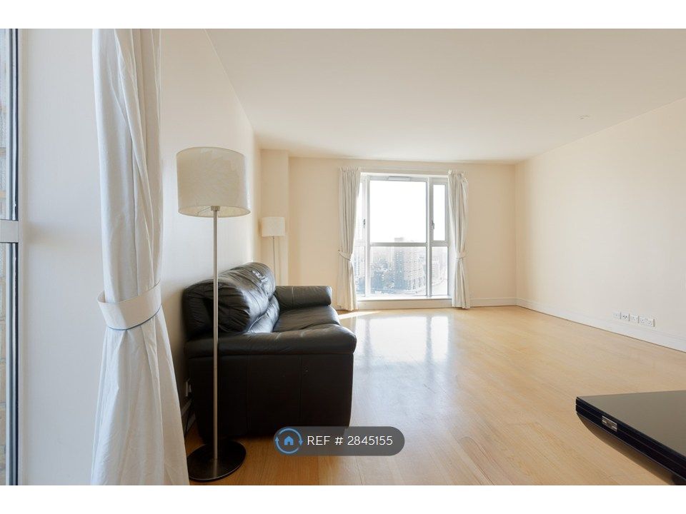 Property photo 2 of 25