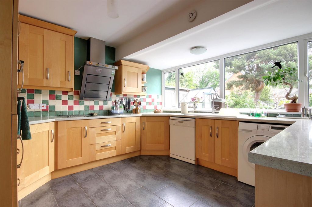 Property photo 1 of 24 I