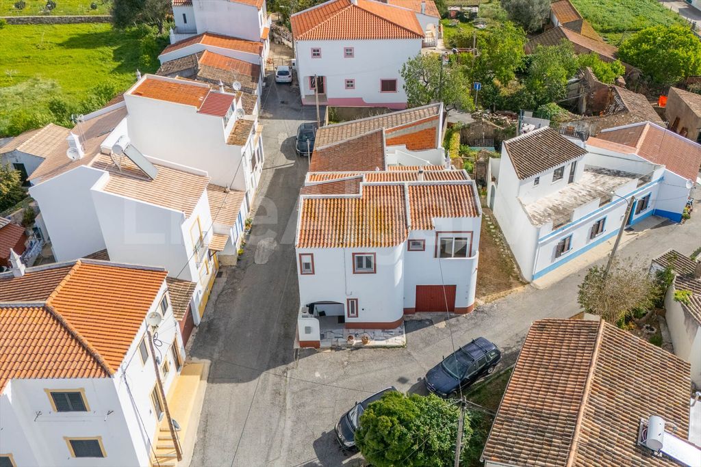 Property photo 1 of 24 Opportunity | Renovated T3 Semi-Detached Townhouse At Almádena For Sale - Lagos