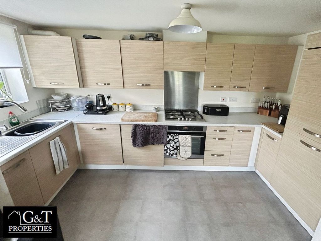 Property photo 1 of 15 Kitchen