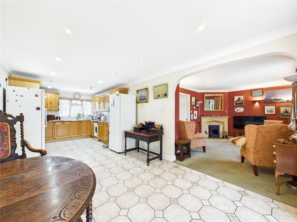 Property photo 3 of 16 Picture No. 08