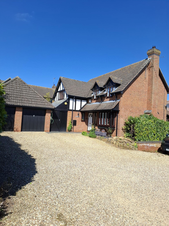 Property photo 1 of 17 Image (6)