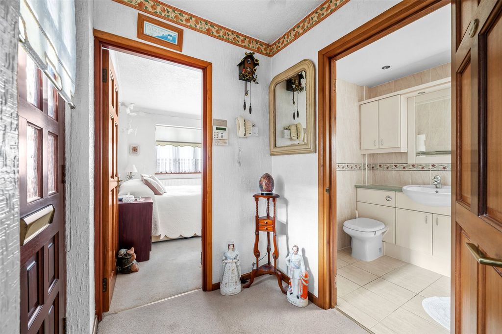 Property photo 3 of 15 Picture No. 03