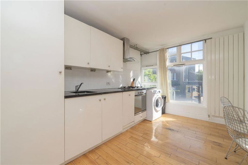 Property photo 2 of 5