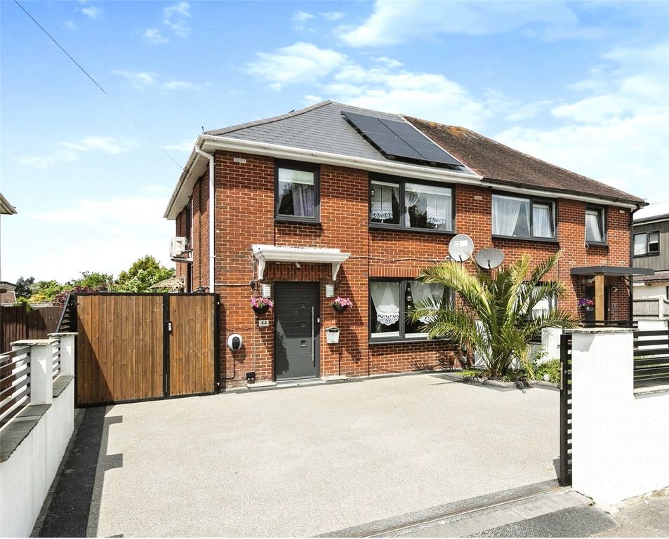 Property photo 2 of 15 Picture No. 16