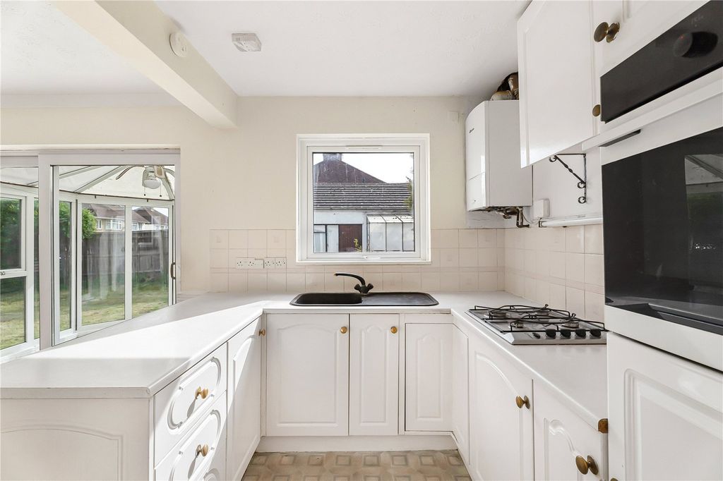 Property photo 3 of 13 Picture No. 04