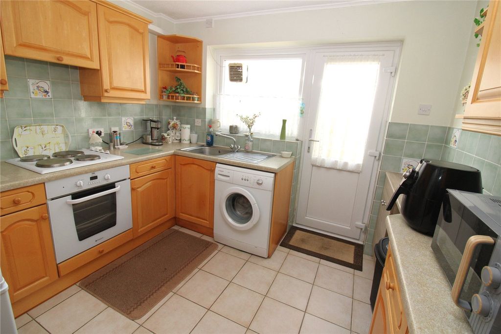 Property photo 3 of 16 Picture No. 06