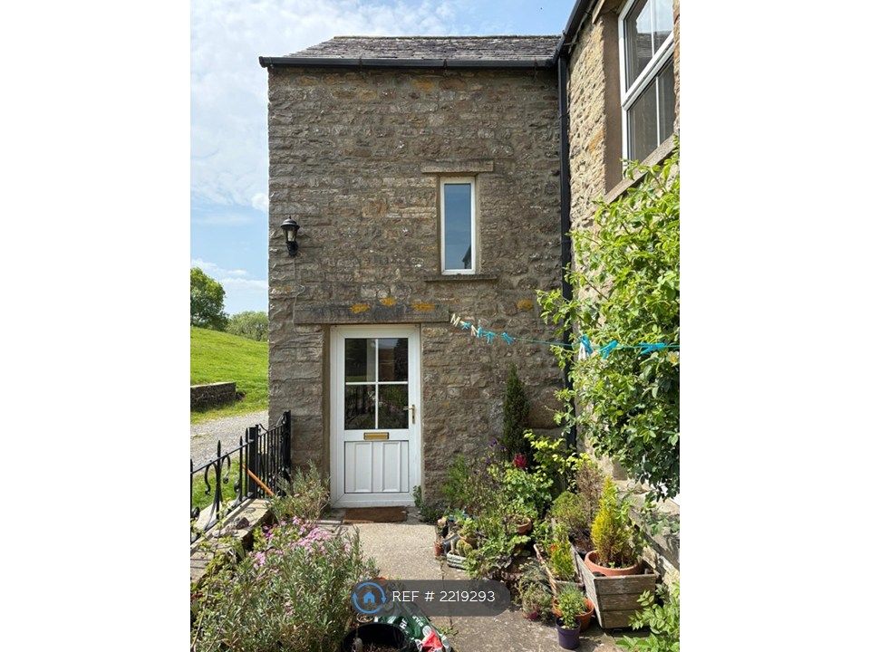 Property photo 3 of 9