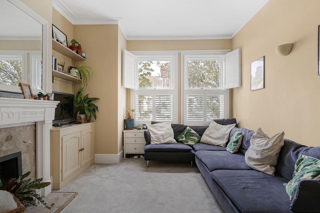 Property photo 2 of 20 Photo 1