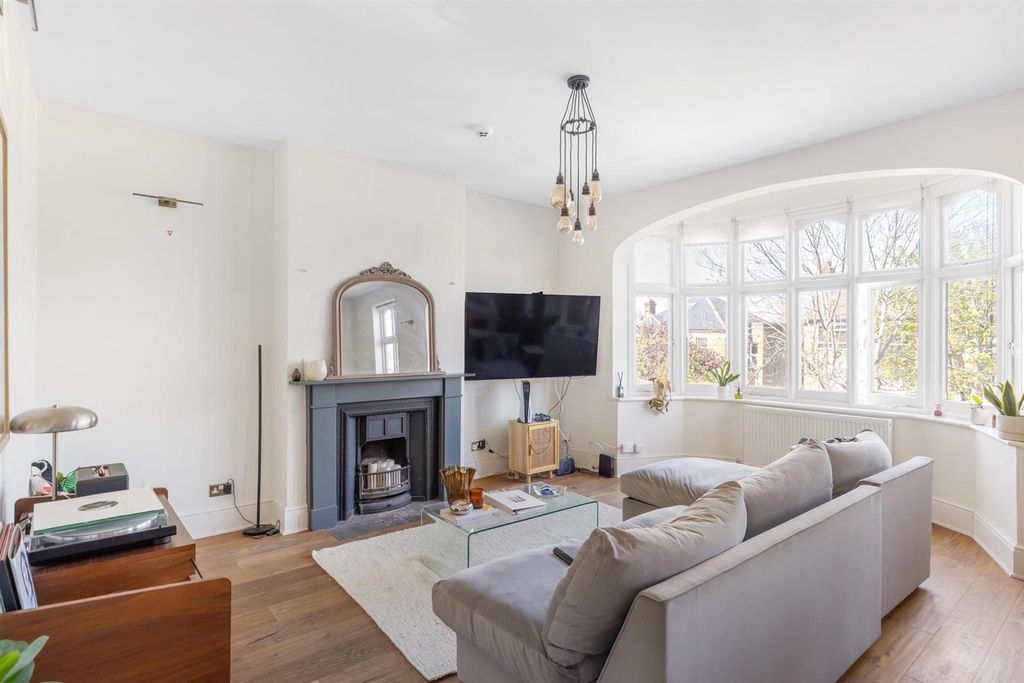 Property photo 2 of 14 Pbck3242-Hdr.Jpg