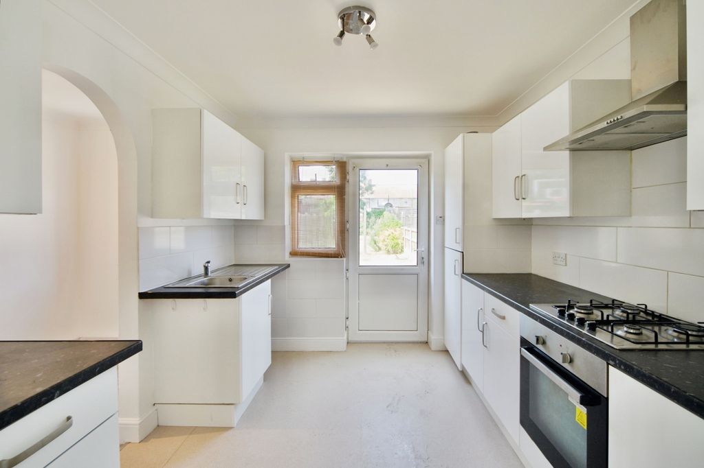 Property photo 3 of 15 Pbox-Img.Jpg