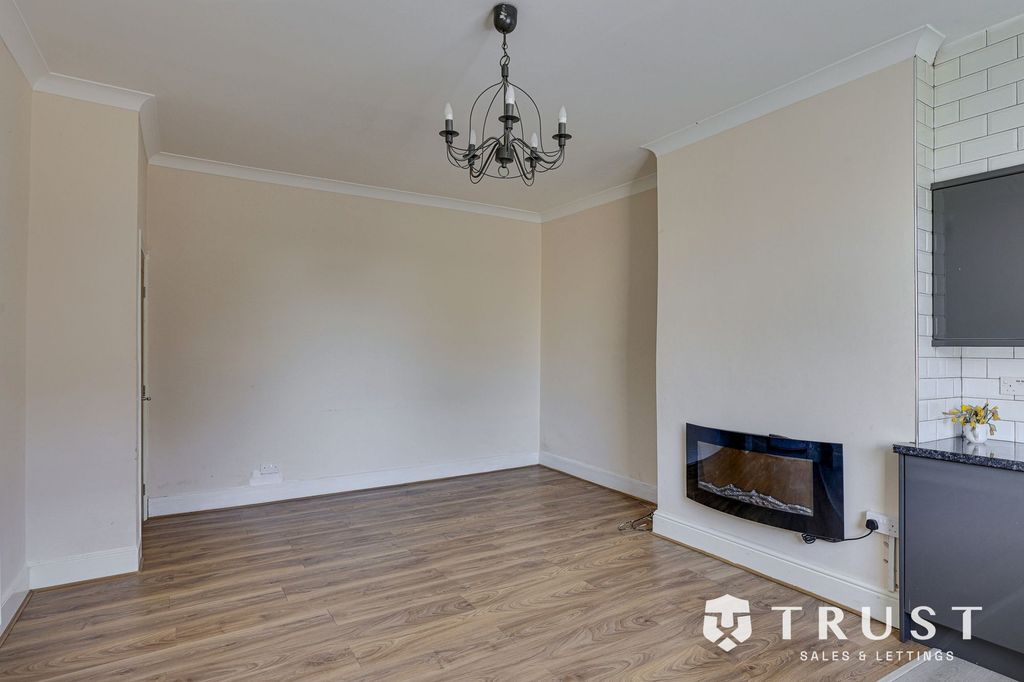 Additional image 5 of 1 bed terraced house for saleCommercial Street, Heckmondwike WF16