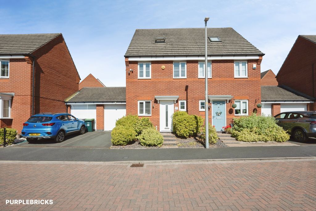 Property photo 1 of 26