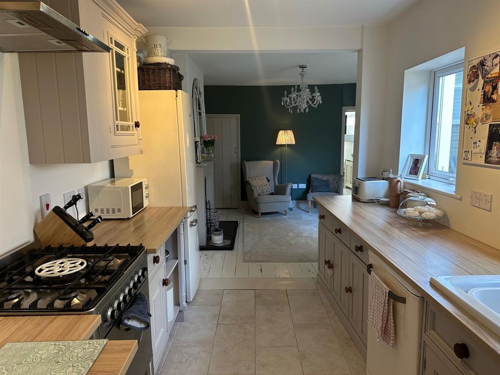 Property photo 3 of 16 Photo 14.Jpg