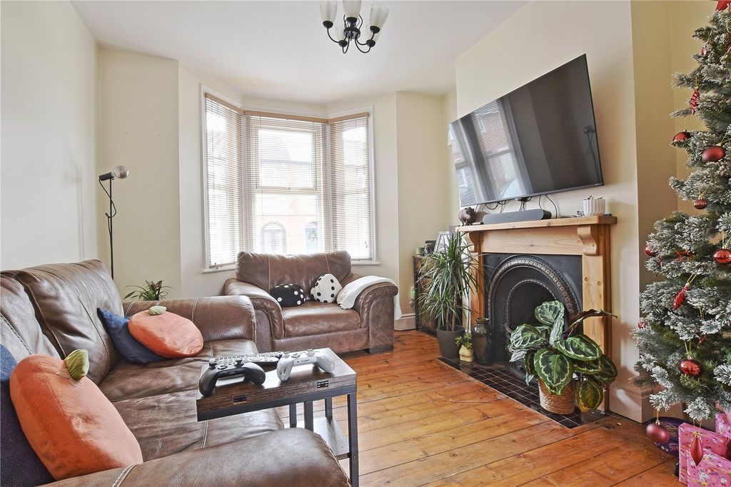 Property photo 2 of 10 Picture No. 01