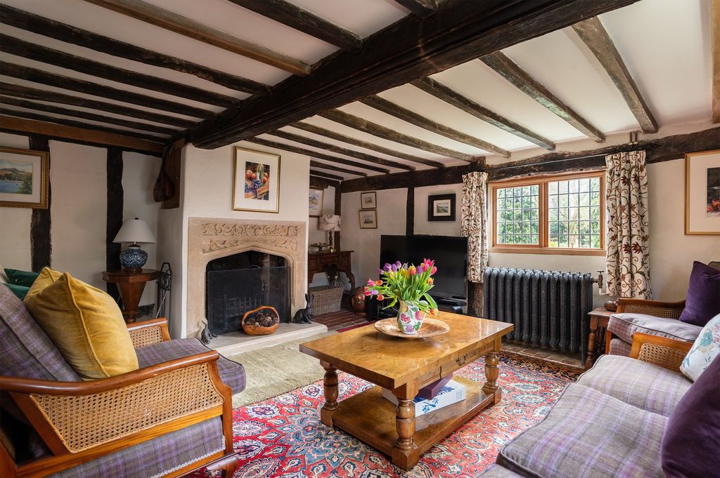 Property photo 2 of 38