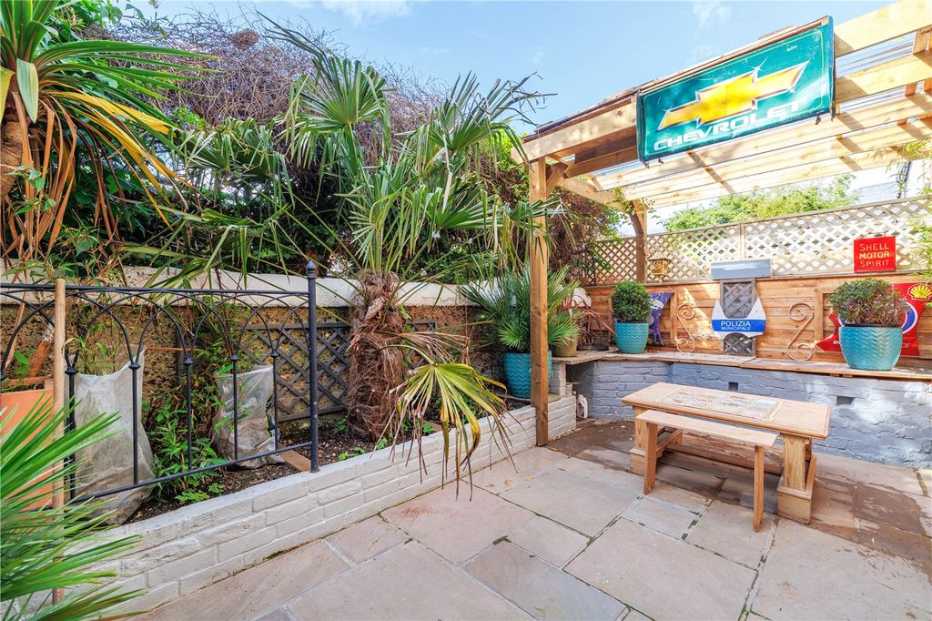 Property photo 3 of 11 Picture No. 45