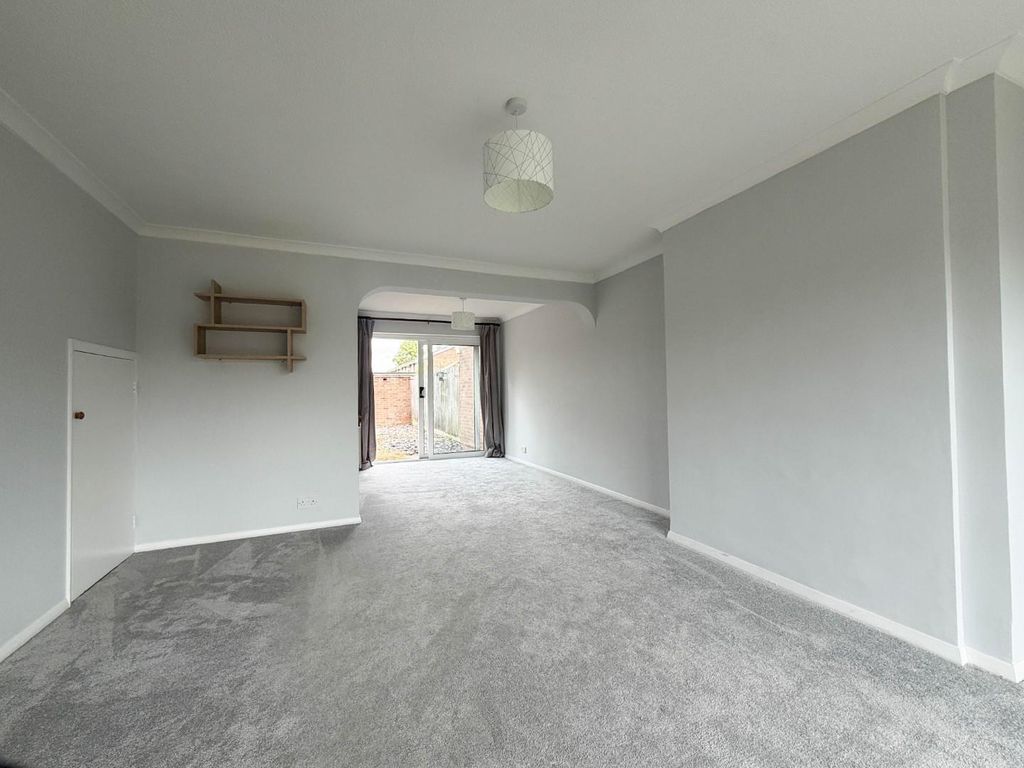 Property photo 3 of 11 Img_1412.Jpg