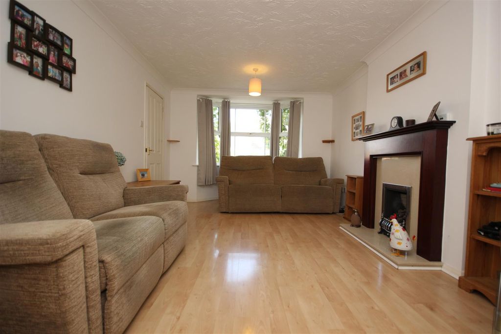 Property photo 3 of 16 Img_6627.Jpg